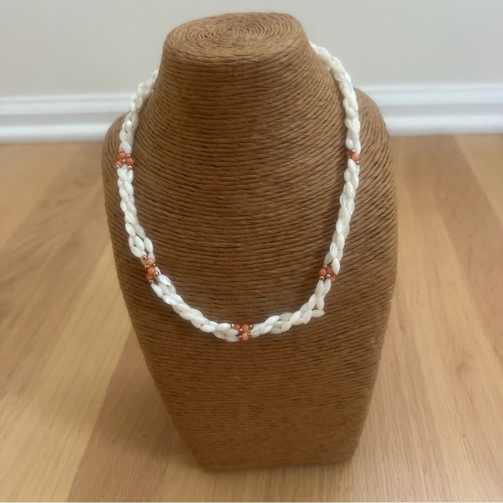Vintage Triple Twisted Fresh Water Pearl Shell Pink Coral Necklace Gold Beads - Picture 6 of 6